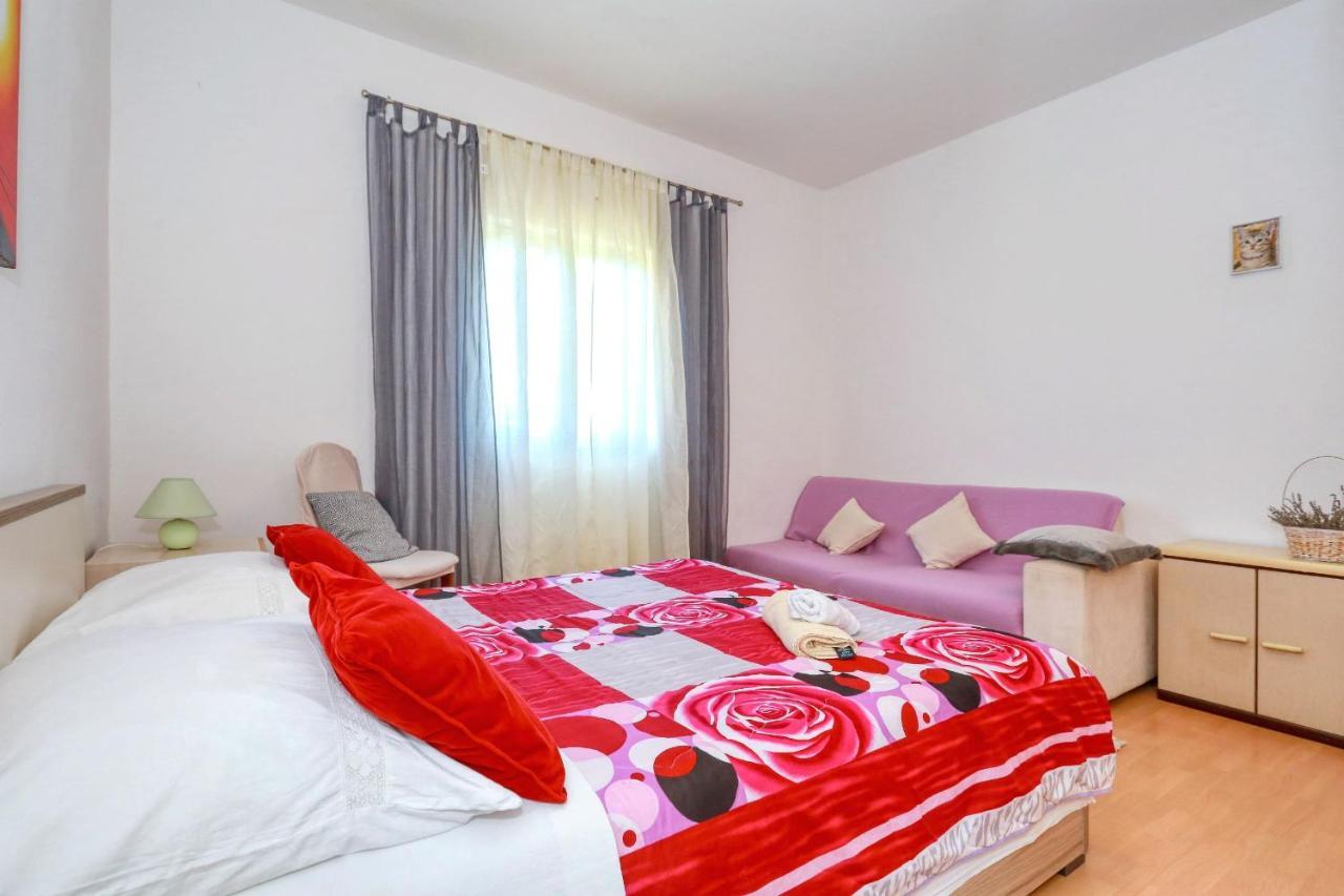 Apartment Nena Poljica  Luaran gambar